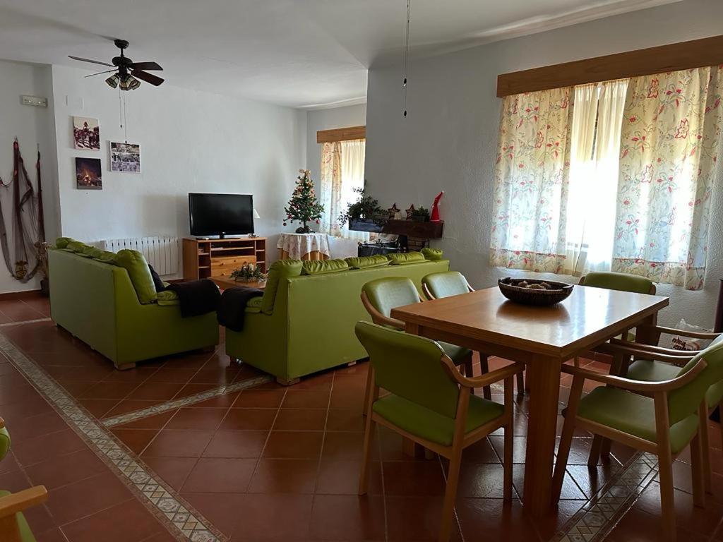 La Casa Barata, Casa Rural Cedillo Extérieur photo